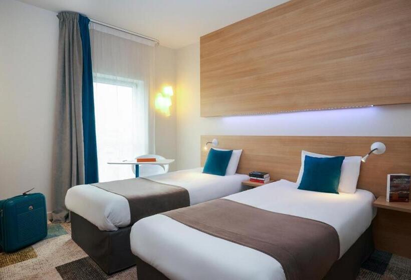 اتاق سوپریور چهار تخته, Kyriad Le Mans Est