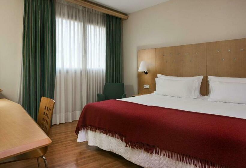 غرفة قياسية, Logroño Parque