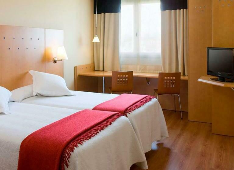 غرفة قياسية, Logroño Parque