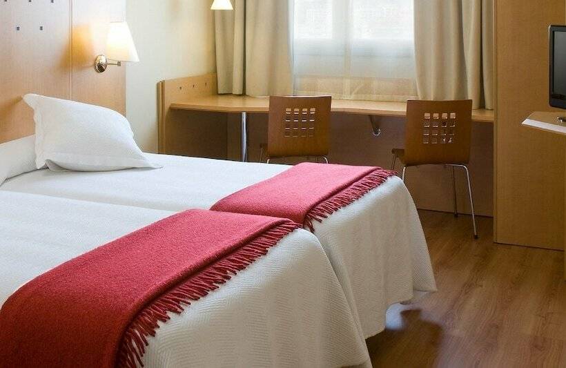 غرفة قياسية, Logroño Parque