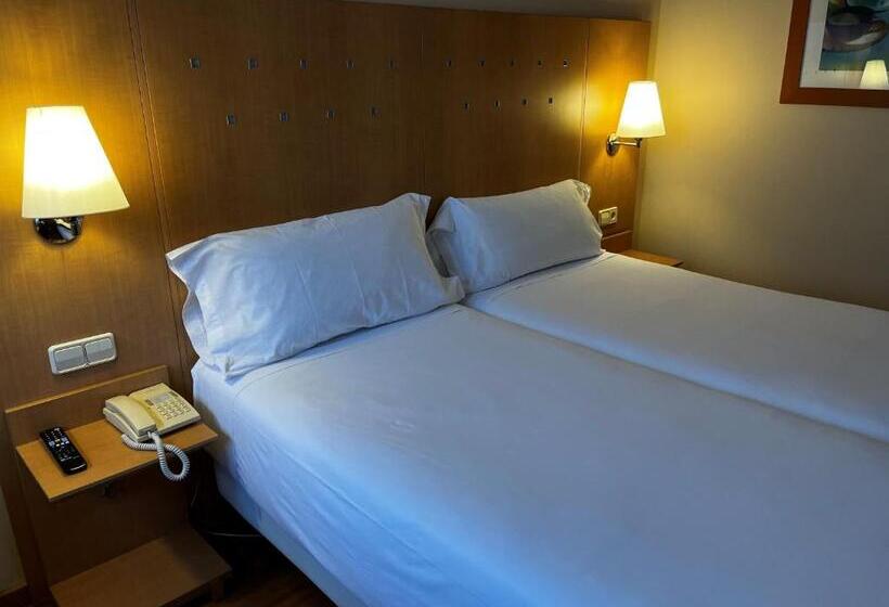 غرفة قياسية, Logroño Parque