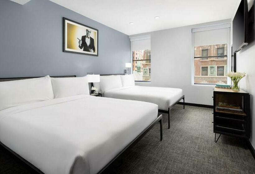 수피리어 룸, OYO Times Square