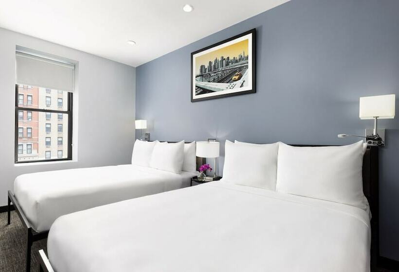 수피리어 룸, OYO Times Square