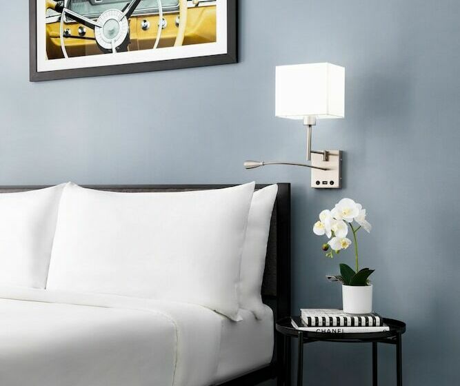 수피리어 룸, OYO Times Square