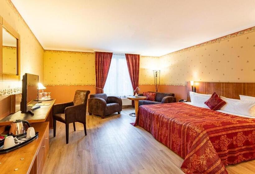 Полулюкс, Parkhotel Görlitz