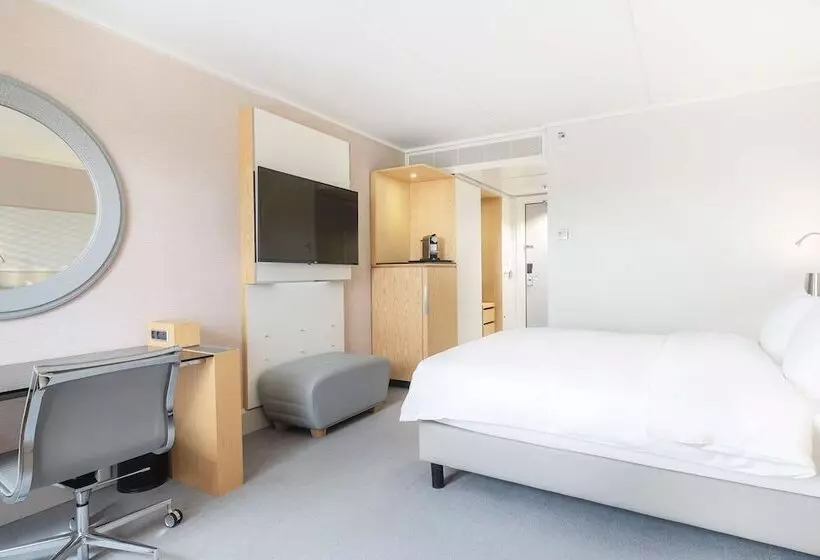 اتاق سوپریور با چشم‌انداز شهر, Radisson Blu Scandinavia Hotel Aarhus