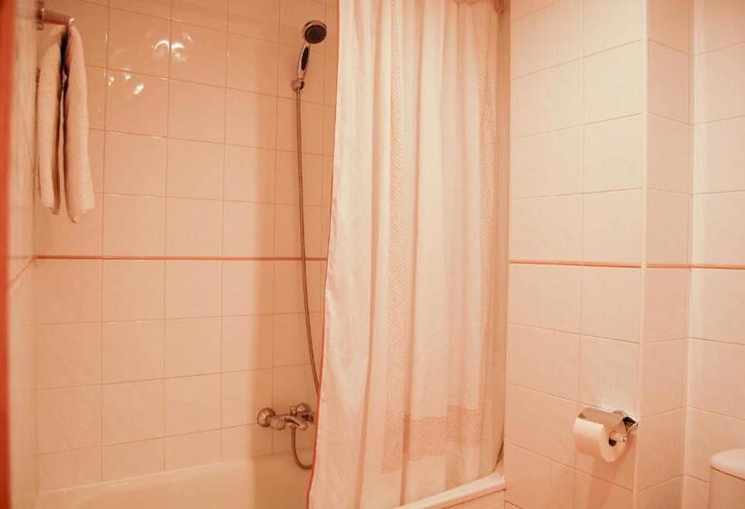 חדר סטנדרט, El Gamo