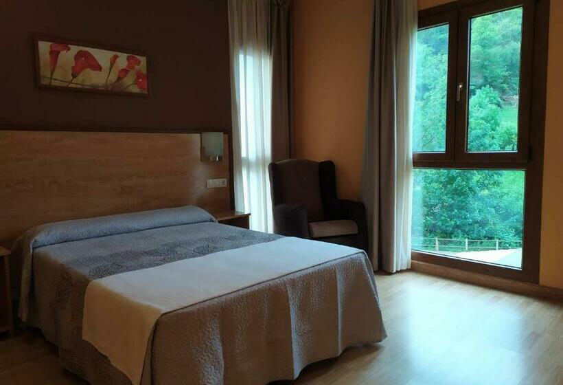 اتاق استاندارد, Santa Cristina