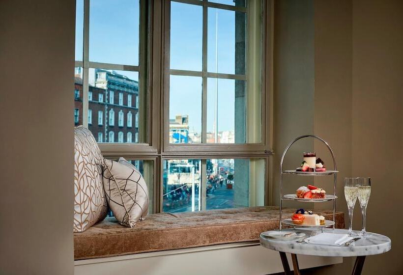 סוויטה דלוקס, The College Green Dublin Hotel, Autograph Collection