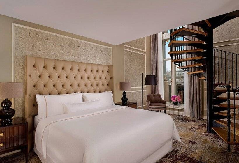 סוויטה נשיאותית, The College Green Dublin Hotel, Autograph Collection