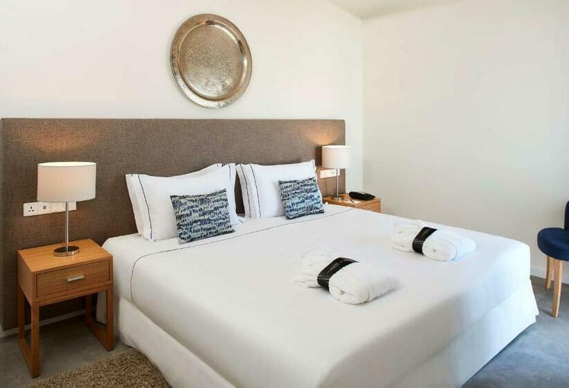 סוויטה, Tivoli Lagos