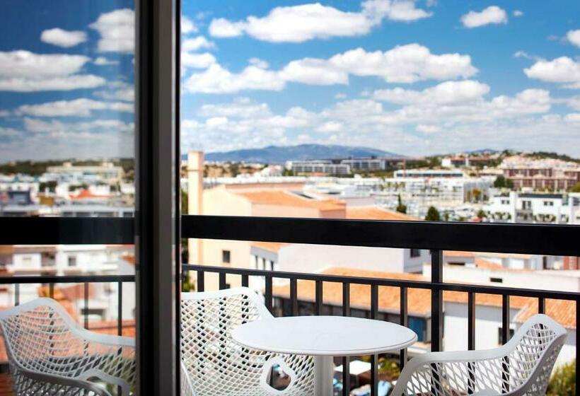 סוויטה, Tivoli Lagos