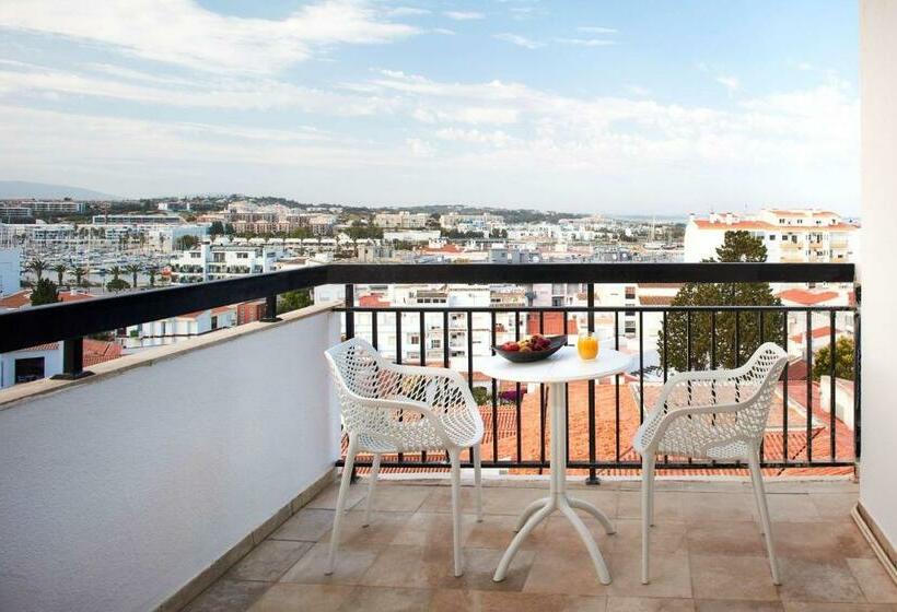 חדר משפחתי דלוקס, Tivoli Lagos