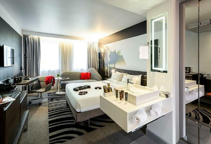 Номер Executive, Novotel London Tower Bridge