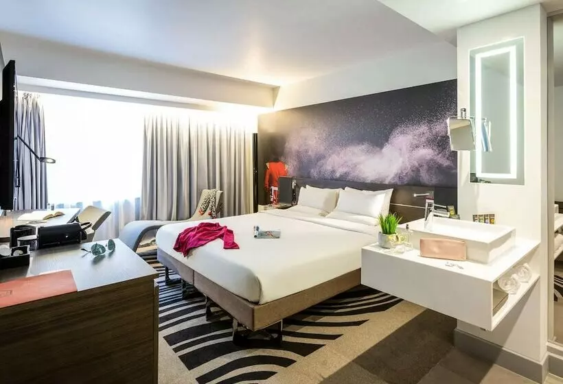 اتاق اجرایی, Novotel London Tower Bridge
