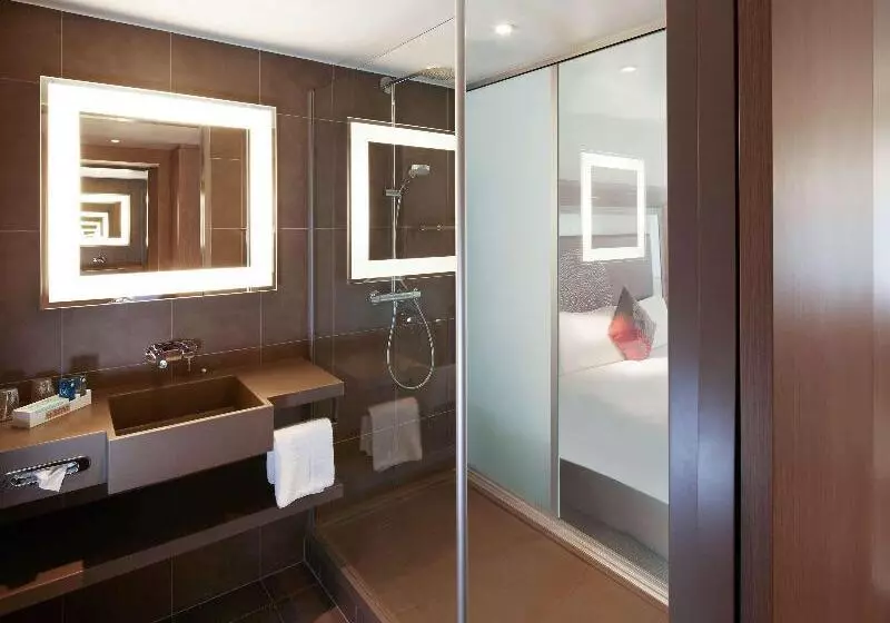 اتاق استاندارد, Novotel London Tower Bridge