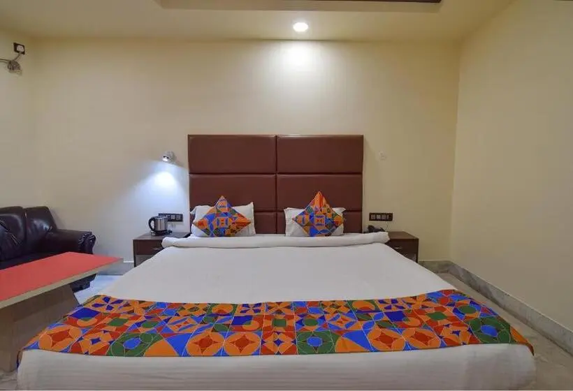 スーペリアールーム, Fabhotel Red Rose Nr Iit Guwahati