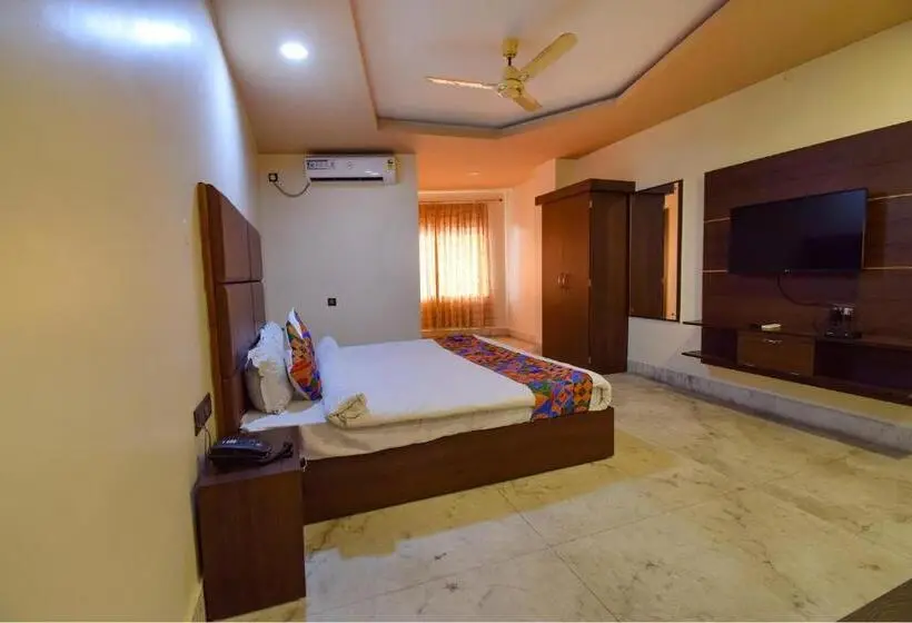 スーペリアールーム, Fabhotel Red Rose Nr Iit Guwahati