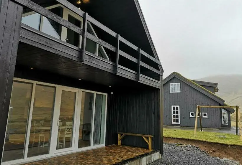 海の見える1ベッドルームアパートメント, Gásadalur Apartments @ World Famous Waterfall