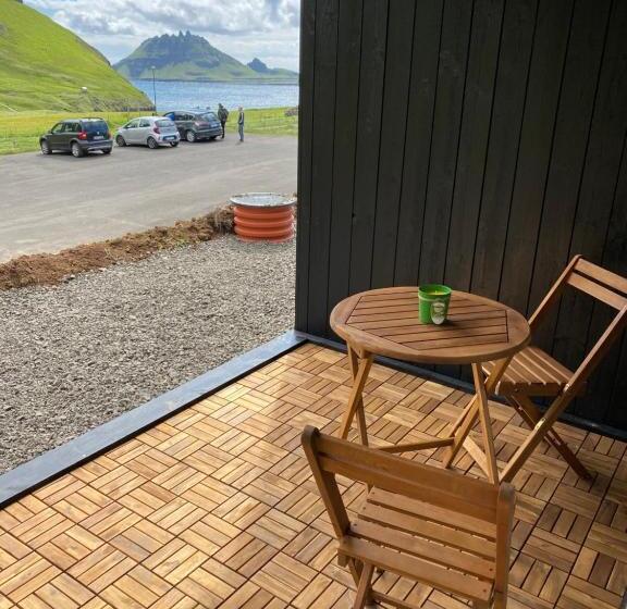 آپارتمان 1 خوابه با چشم‌انداز دریا, Gásadalur Apartments @ World Famous Waterfall