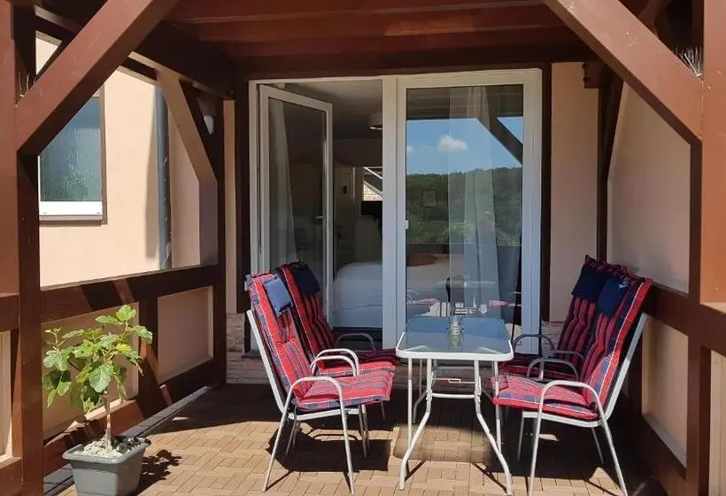 スタンダードルーム, Harz Pension