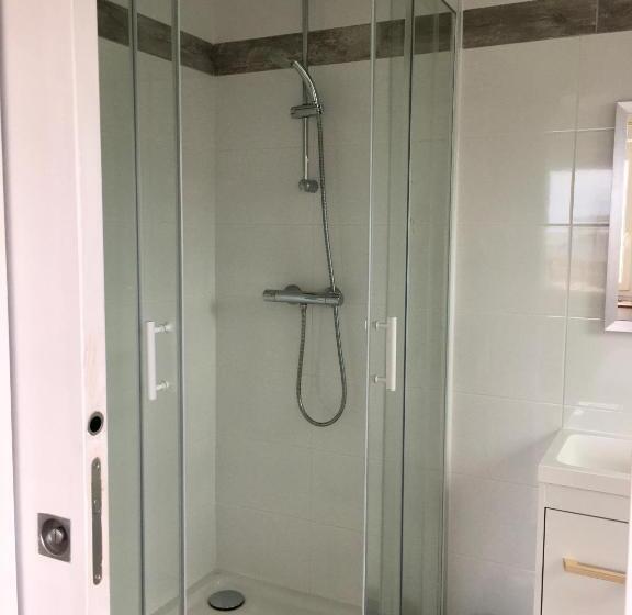 חדר סטנדרט צדדי נוף לים, Maison Glaz