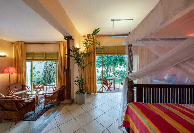 디럭스 스위트 바다 전망, The Max Wadiya