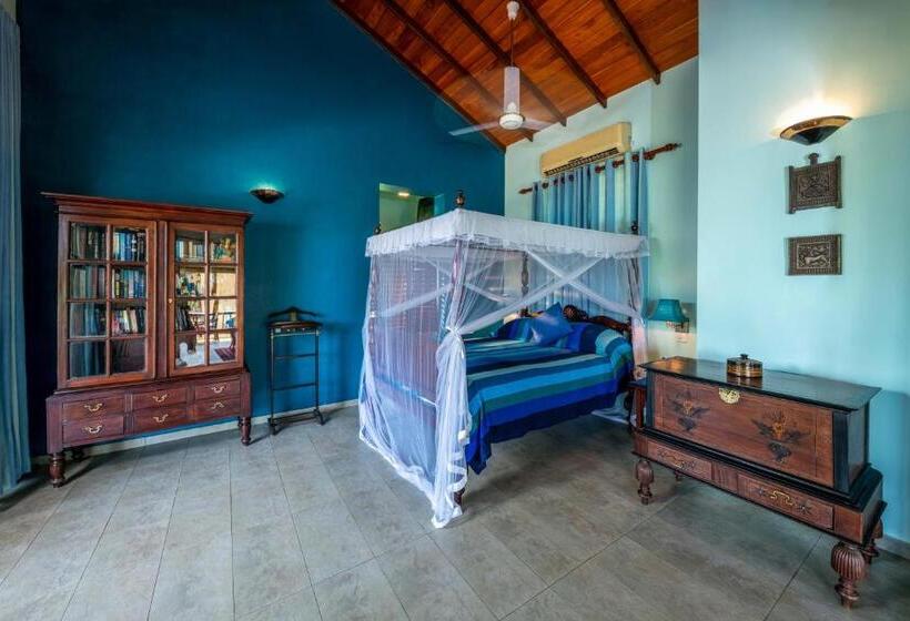 디럭스 스위트 바다 전망, The Max Wadiya