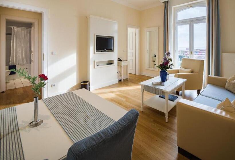 جناح جونيور مزوَّد بشرفة, Strandhotel Kurhaus Juist