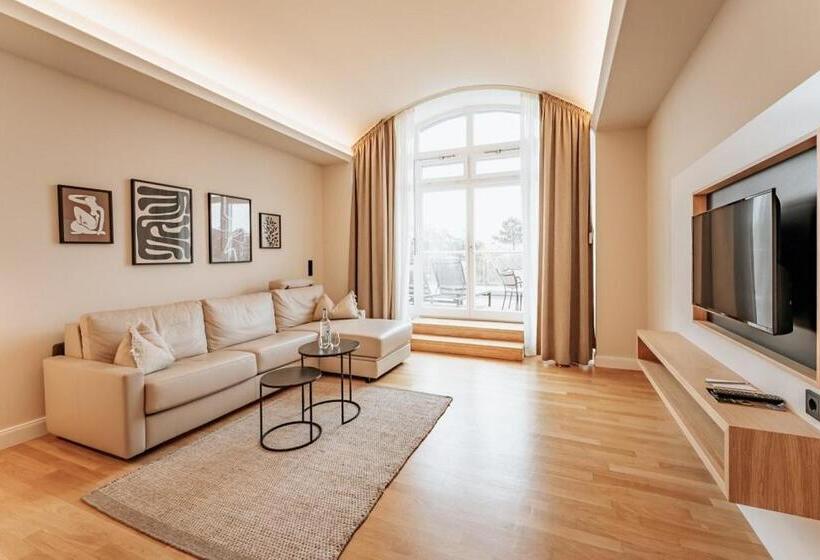 جناح, Strandhotel Kurhaus Juist