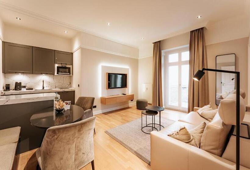 جناح جونيور مطلّ علي البحر, Strandhotel Kurhaus Juist