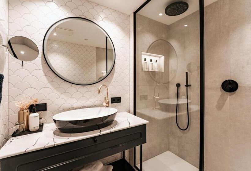 جناح جونيور مطلّ علي البحر, Strandhotel Kurhaus Juist