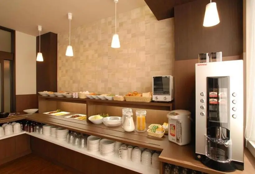 Standard-invahuone, Ab Hotel Gifu