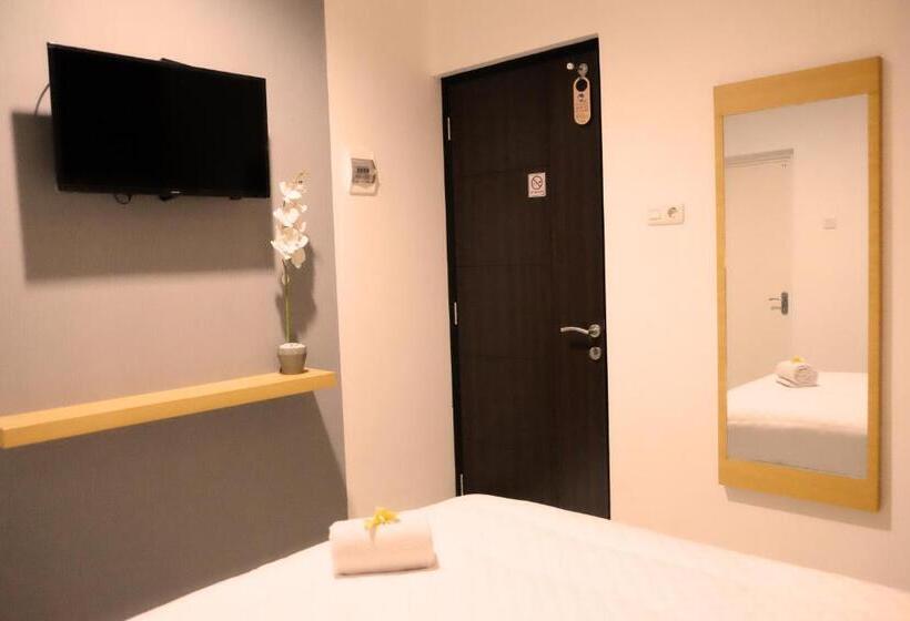 Номер Superior, Gapura Residence Airport Semarang By Sinergi