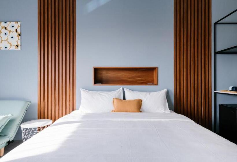 سوئیت با بالکن, Sunmiao Inn