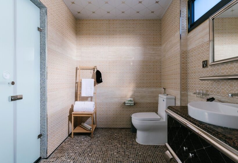 اتاق خانوادگی, Sunmiao Inn