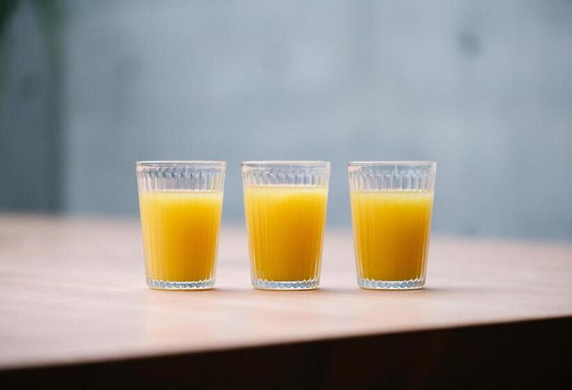 اتاق خانوادگی, Sunmiao Inn