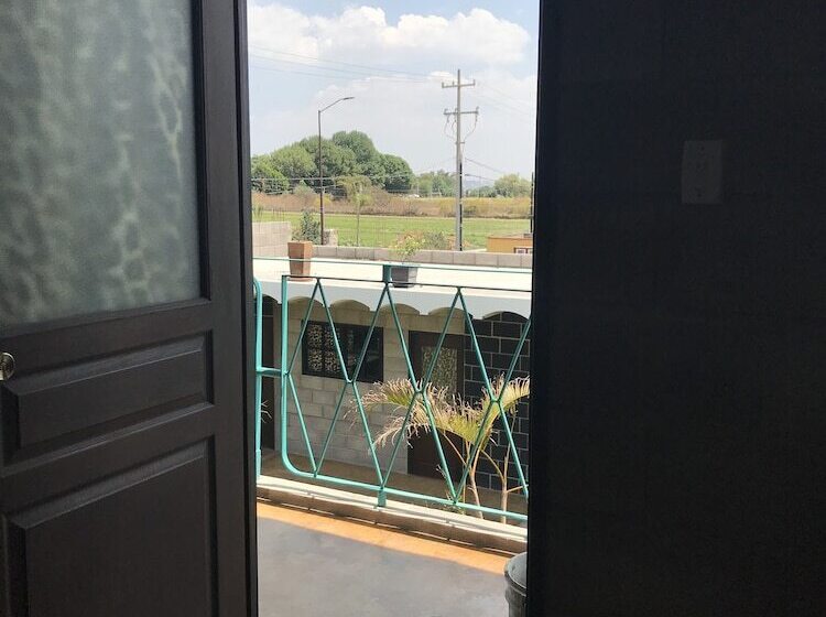 スタンダードルーム, Cálido Cosmos