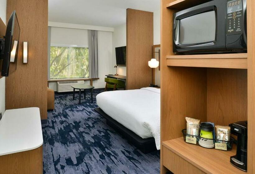 스위트 킹사이즈 침대, Fairfield Inn & Suites By Marriott Charlotte University Research Park