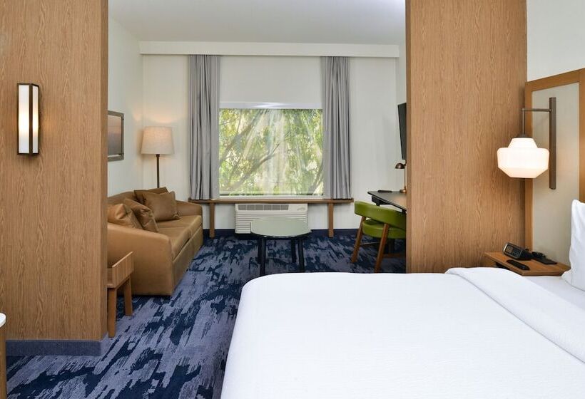 스위트, Fairfield Inn & Suites By Marriott Charlotte University Research Park