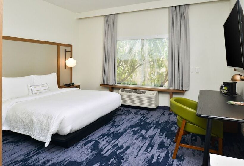 스위트, Fairfield Inn & Suites By Marriott Charlotte University Research Park