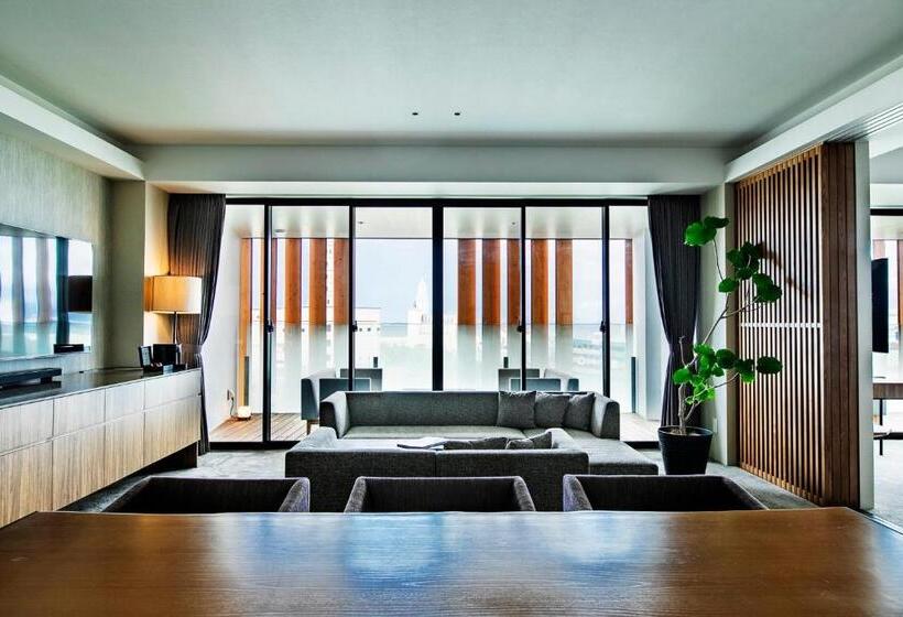 Президентский Люкс, Garden Terrace Fukuoka