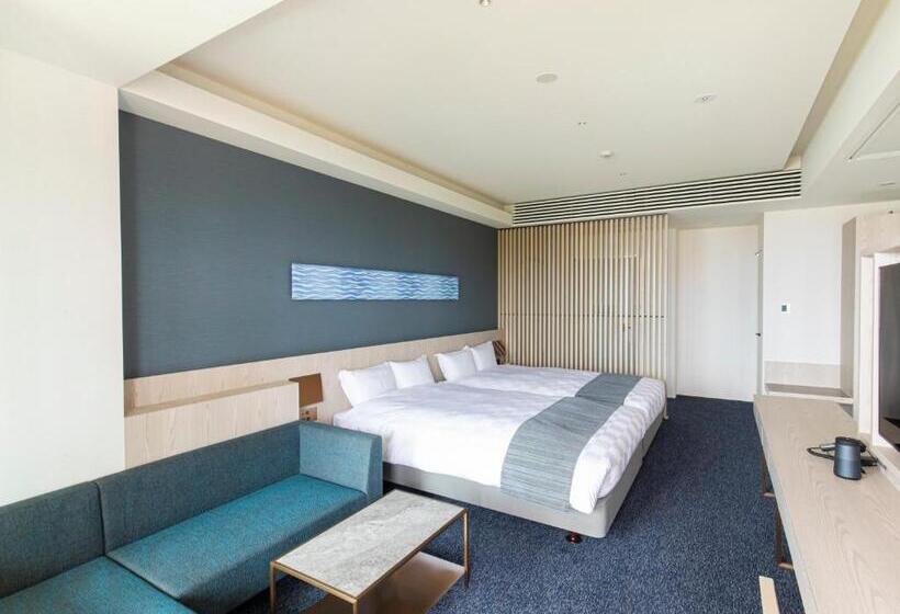 Люкс Вид на Море, Garden Terrace Fukuoka