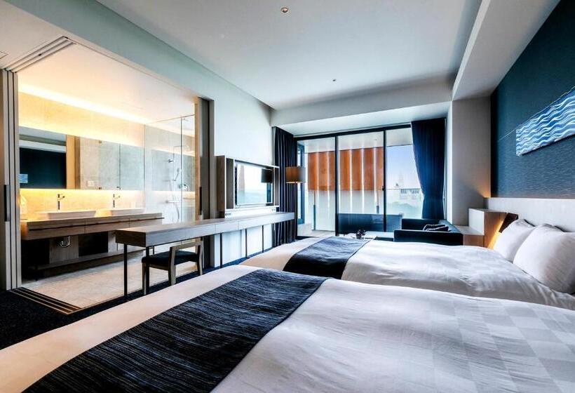 Люкс Вид на Море, Garden Terrace Fukuoka