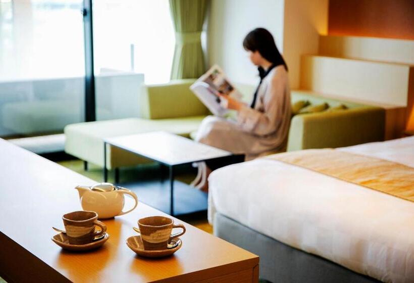 Люкс Вид на Город, Garden Terrace Fukuoka