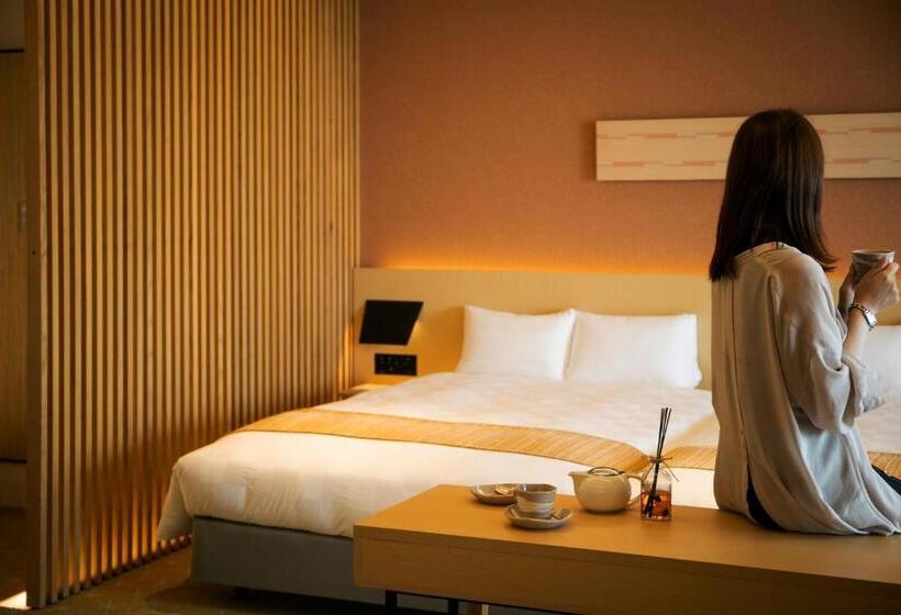 Люкс Вид на Город, Garden Terrace Fukuoka