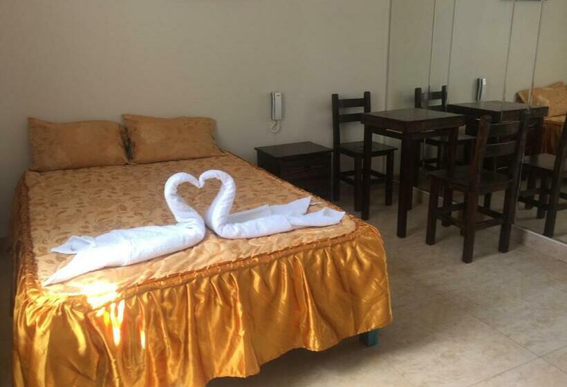 Quarto Deluxe, Hostal Sueños Breña