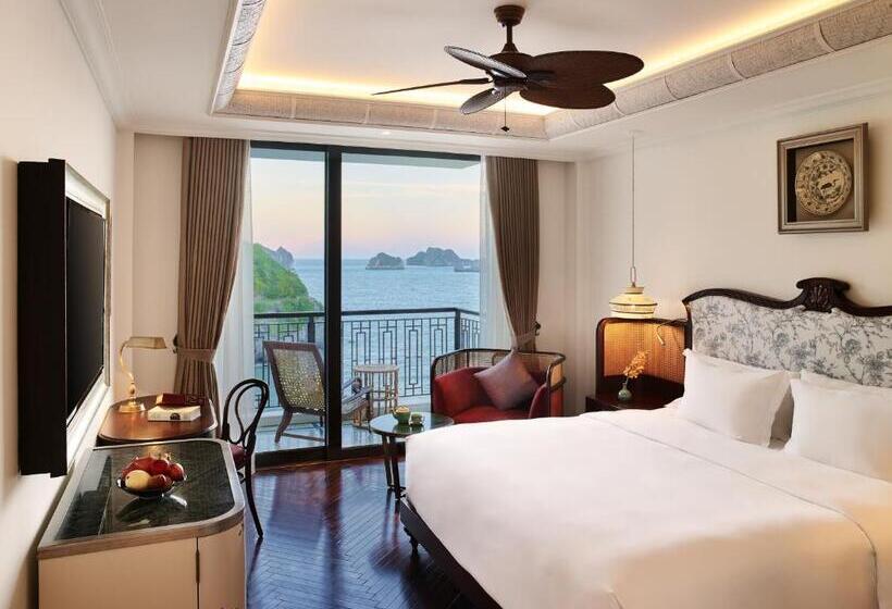 Classic Room Double Bed Sea View, Hôtel Perle D Orient Cat Ba   Mgallery