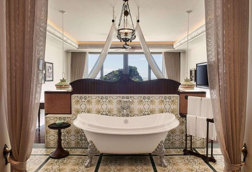 اتاق لوکس با بالکن, Hôtel Perle D Orient Cat Ba Mgallery