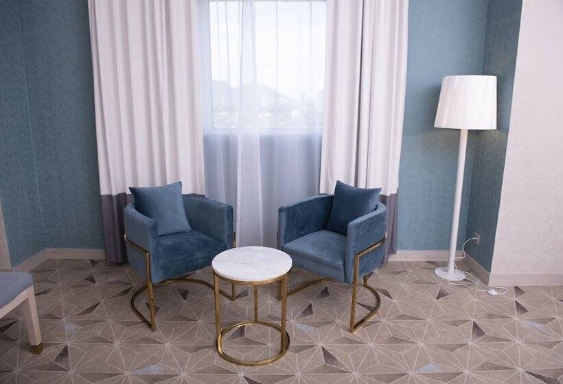 سوییت جونیور, Rodina Hotel Spa & Conferences